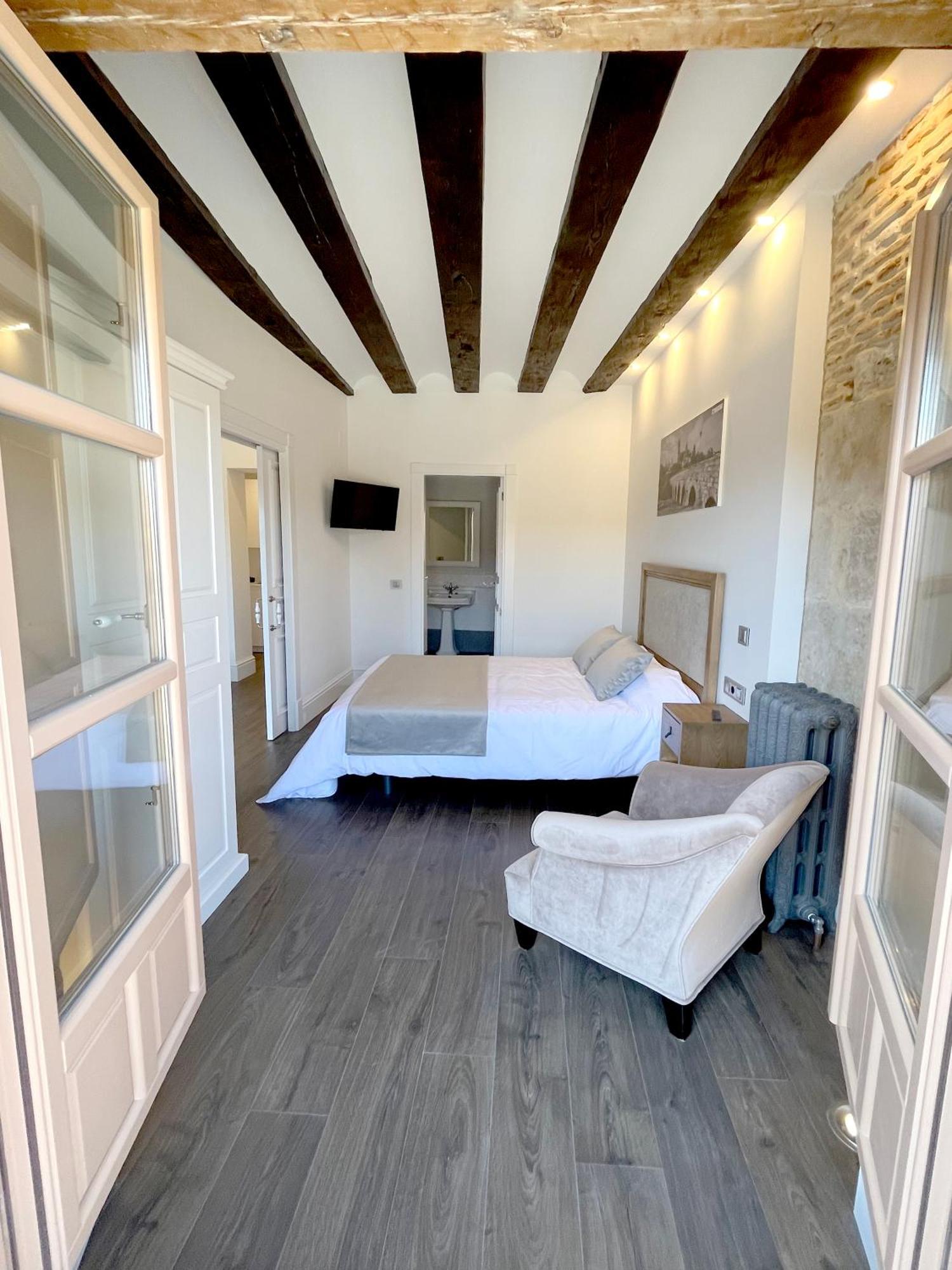 Apartamentos El Mirador Del Poeta Salamanka Pokoj fotografie